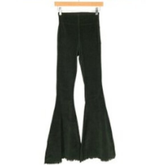 Show Me Your MuMu Green Corduroy Cam Cam Bells Pull On Pant Sz Med MSRP $162 - Picture 4 of 10